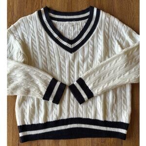 Blu Pepper Cable V Neck Sweater Size Small
